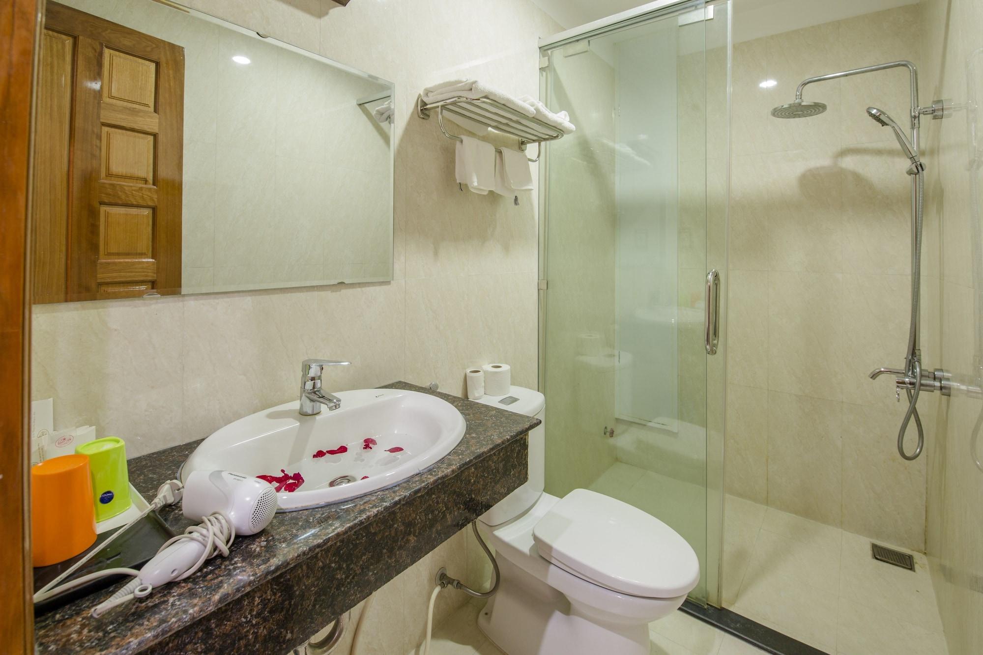 Dam Tien Hotel Дананг Экстерьер фото