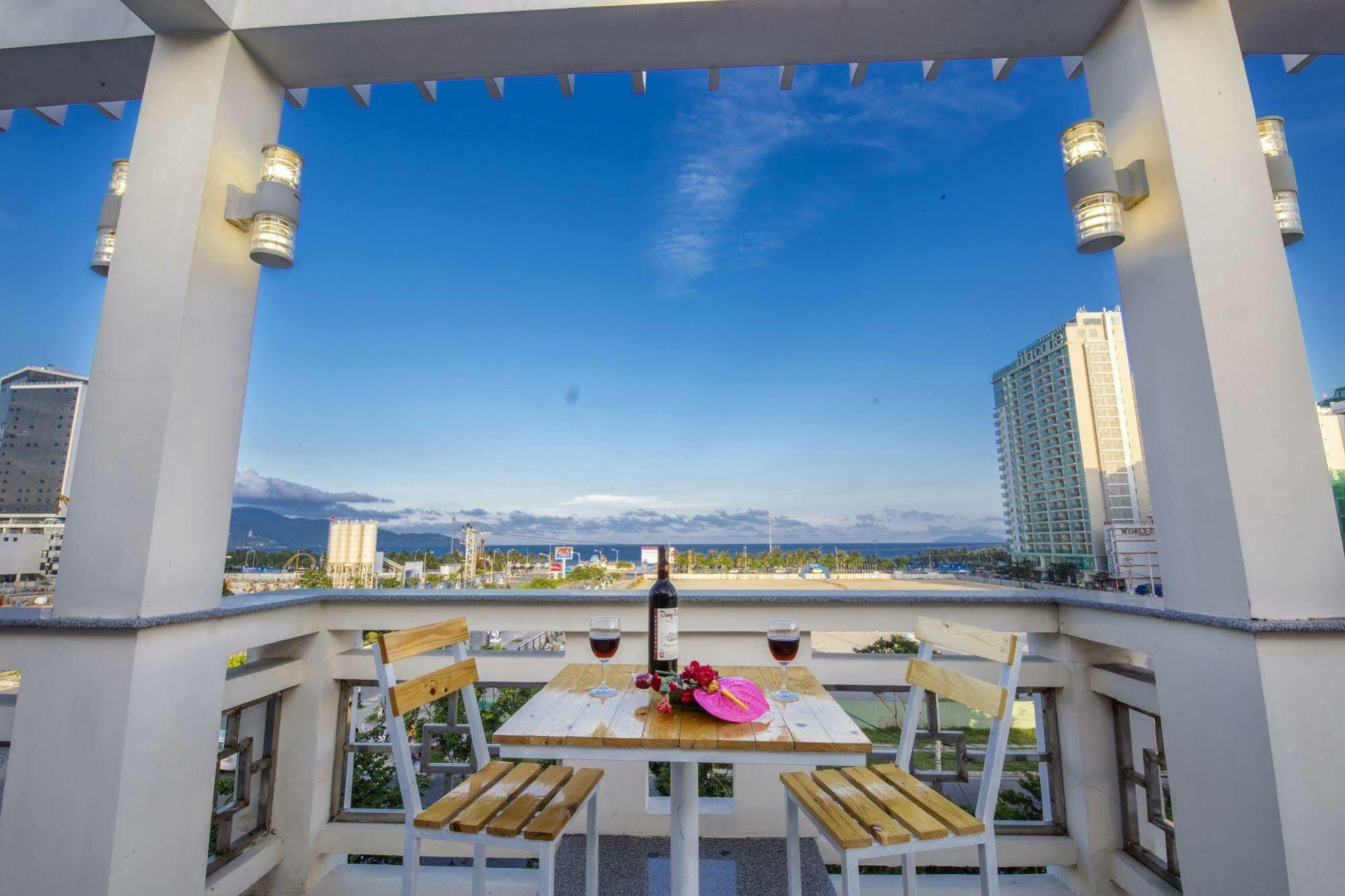 Dam Tien Hotel Дананг Экстерьер фото